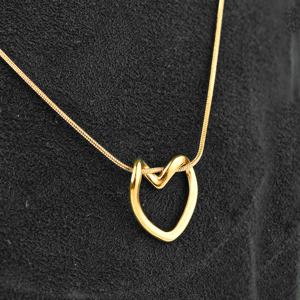 18KT Gold Plated Tied Heart Pendant Necklace